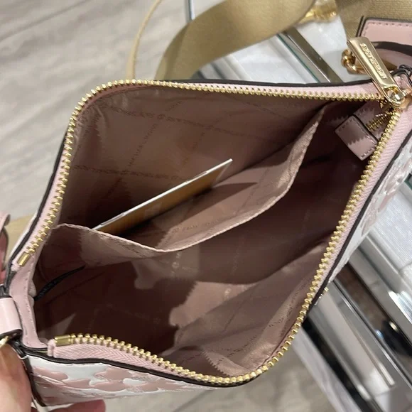 Michael Kors Jet Set Sm Sequined Floral Print Crossbody Case for Apple Airpods P - Picture 10 of 16